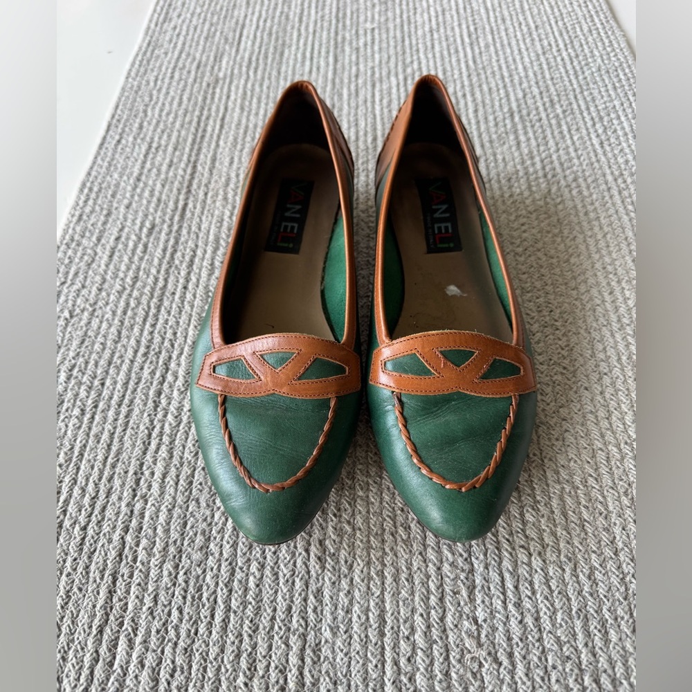 Vintage VAN ELI Forest Green Tan Pointed Toe Kitten Heel Loafer Style Flats 6.5